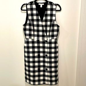1901 size 6 checkered dress with pockets